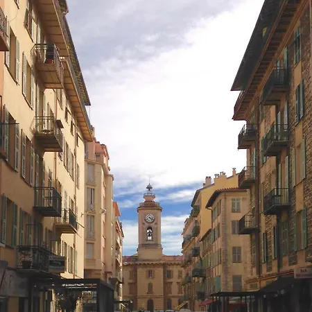 2 Pièces Au Coeur Du Quartier Branché Du Port Appartamento